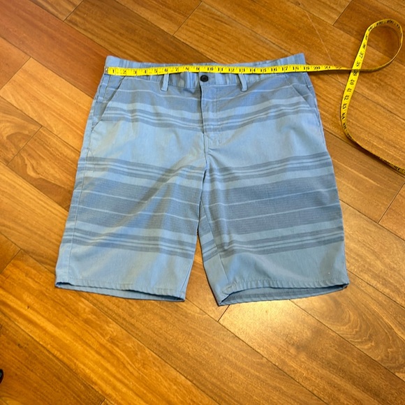 Striped shorts - Picture 1 of 5